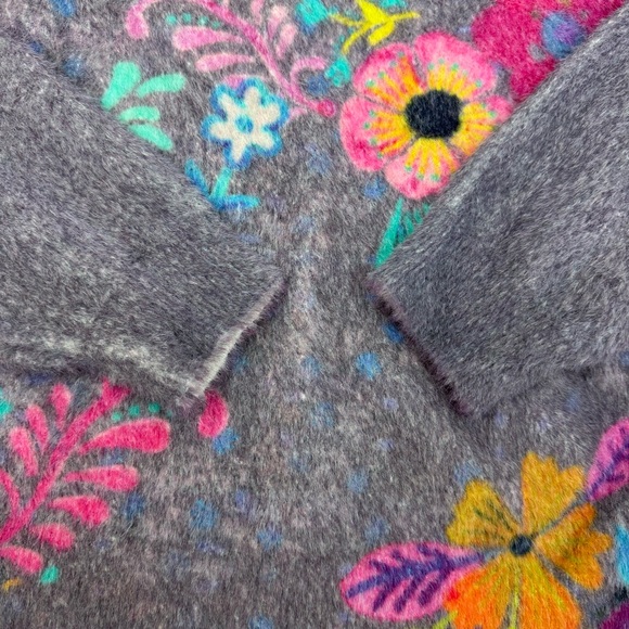 Natural Life Cashmere-Like Mock Neck Sweater: Charcoal Pink Poppy Floral Boho - Picture 7 of 11